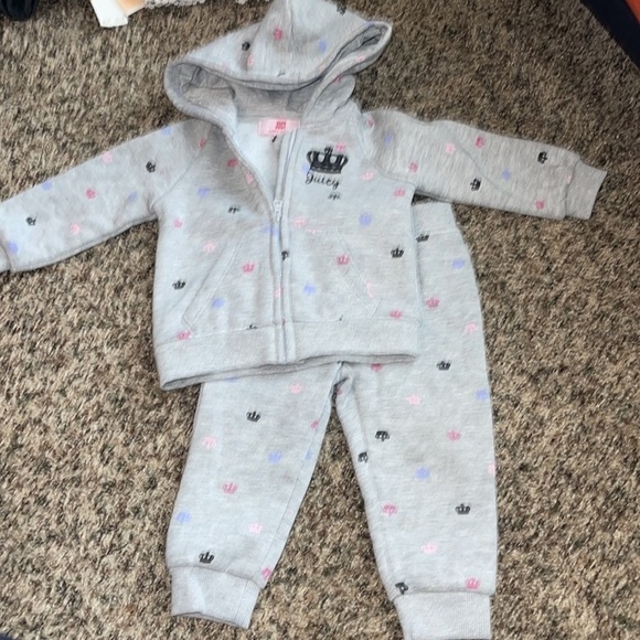 Juicy Couture 12mo set - Picture 1 of 10